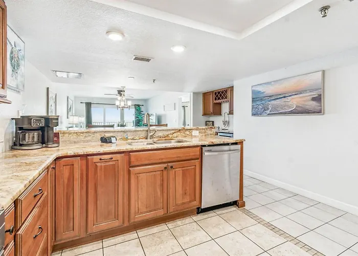 Oceanfront Bliss At Seagate With Heated Pool Apartment *
