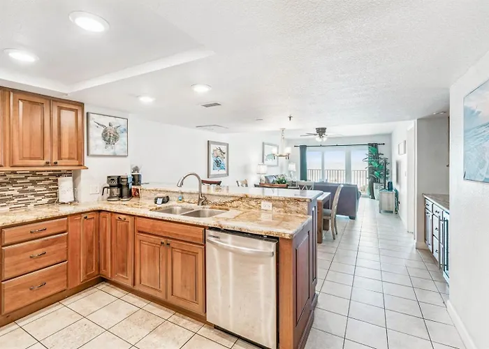 Oceanfront Bliss At Seagate With Heated Pool Apartment *