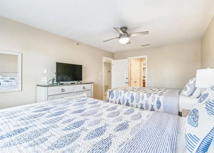Apartment Oceanfront Bliss At Seagate With Heated Pool *