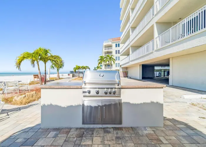 Apartment Oceanfront Bliss At Seagate With Heated Pool *