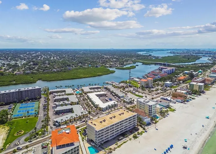 Oceanfront Bliss At Seagate With Heated Pool
