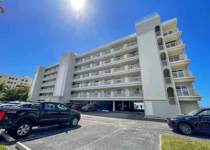 Oceanfront Bliss At Seagate With Heated Pool Apartment